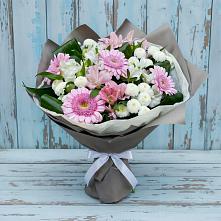 Букет цветов из:  Герберы, Альстромерии и Хризантемы в Борозде