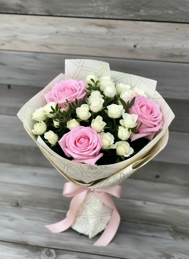 Букет цветов из: Розы в Борозде