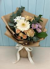 Букет цветов из:  Герберы и Хризантемы в Борозде