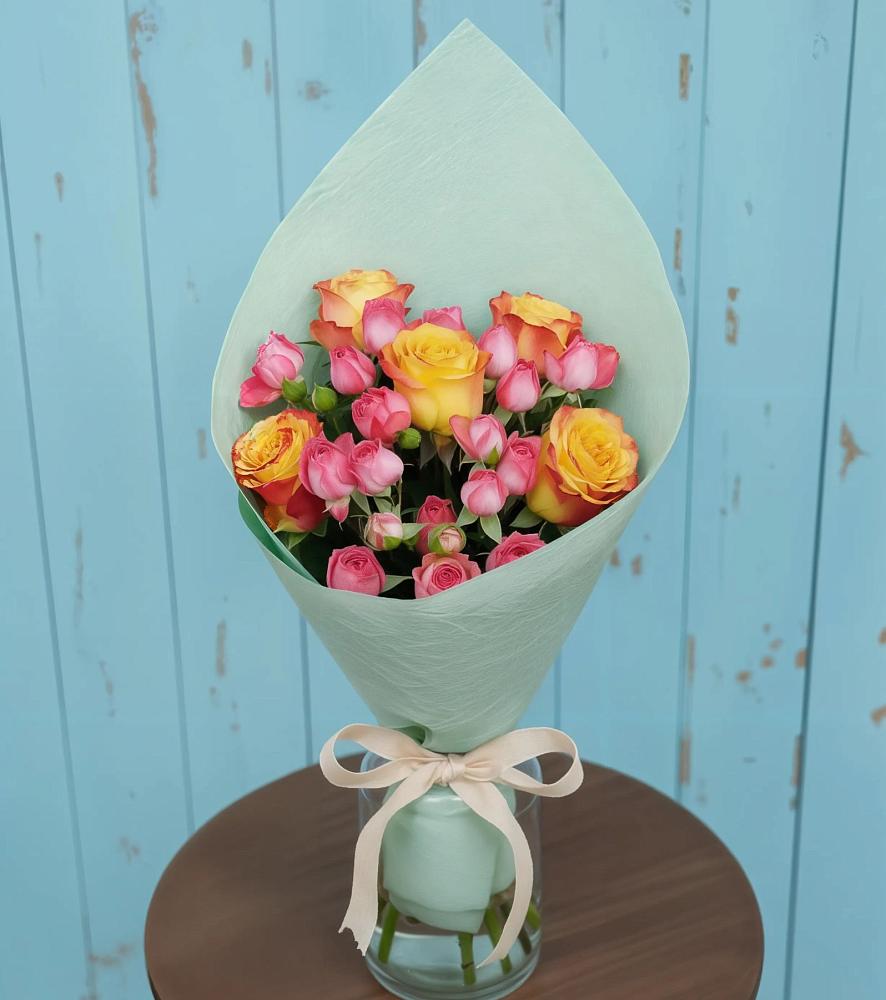 Букет цветов из: Розы в Борозде