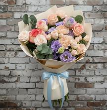 Букет цветов из:  Розы, Лизиантусы и Гвоздики #REPLACE_PRED# Борозде